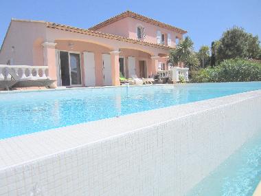 Villa /en/au Sainte-Maxime (Var)ou appartement ou maison de vacances
