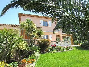Villa /en/au Sainte-Maxime (Var)ou appartement ou maison de vacances