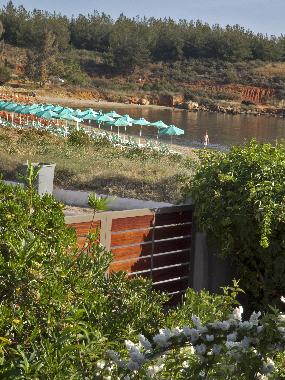 la plage de Chrissi Akti au matin/le garage priv�