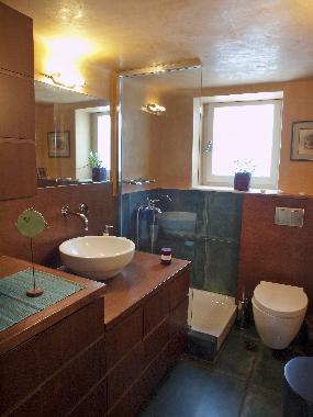 la salle de bain de la maison 2