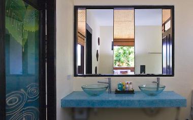 Maison de vacances �/en/au Karon (Phuket)ou appartement ou maison de vacances