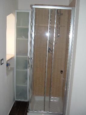 Chambre avec petit djeuner /en/au trani (Bari)ou appartement ou maison de vacances