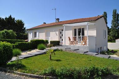 Maison de vacances �/en/au p�rigny (Charente-Maritime)ou appartement ou maison de vacances