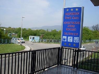 Chambre avec petit djeuner /en/au Zagreb (Zagrebacka)ou appartement ou maison de vacances