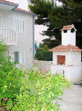 Maison de vacances /en/au Mirca (Splitsko-Dalmatinska)ou appartement ou maison de vacances