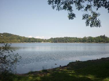 Lac des montagnes autour duquel on peut se promener