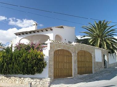 Villa /en/au Moraira (Alicante / Alacant)ou appartement ou maison de vacances