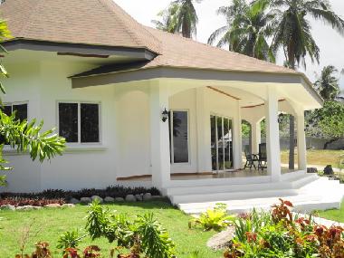 Maison de vacances �/en/au dauin (Negros Oriental)ou appartement ou maison de vacances