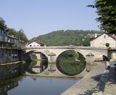 Le pont de Laroquebrou