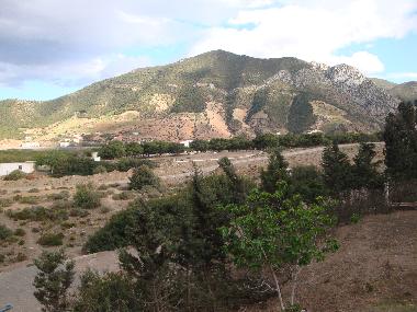 vue vers les jolis massif montagneux et du douar zemana 