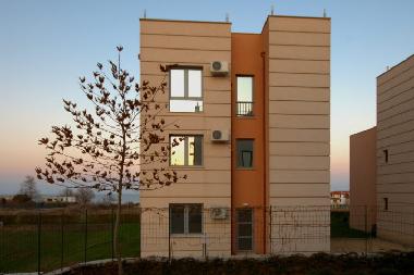 Maison de vacances �/en/au Oasis (Burgas)ou appartement ou maison de vacances