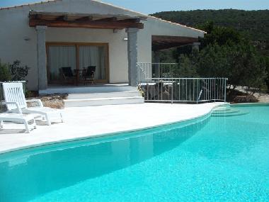 Maison de vacances /en/au Baja Sardinia (Olbia-Tempio)ou appartement ou maison de vacances