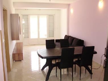 Appartement de vacances /en/au Grebastica (Sibensko-Kninska)ou appartement ou maison de vacances