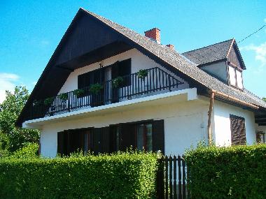 Maison de vacances �/en/au Balatonkereszt�r (Somogy)ou appartement ou maison de vacances
