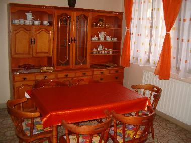 Maison de vacances �/en/au Balatonkereszt�r (Somogy)ou appartement ou maison de vacances