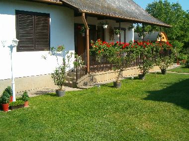 Maison de vacances �/en/au Balatonkereszt�r (Somogy)ou appartement ou maison de vacances