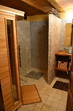 Maison de vacances /en/au Saint-Brs (Gard)ou appartement ou maison de vacances