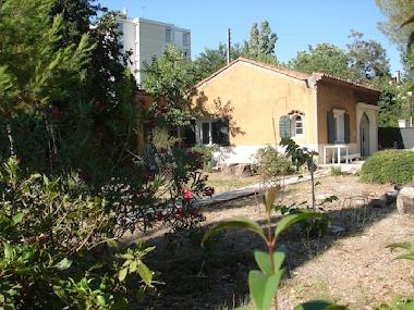 Villa �/en/au Aix en Provence (Bouches-du-Rh�ne)ou appartement ou maison de vacances