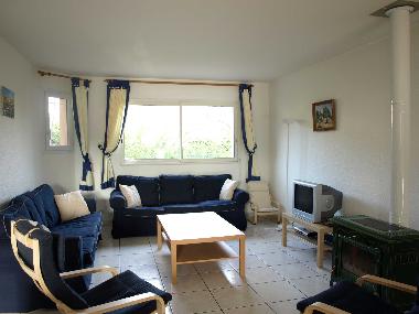 Le salon avec des canap�s confortables