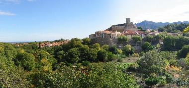 Laroque des Alb�res et � travers la plaine jusqu