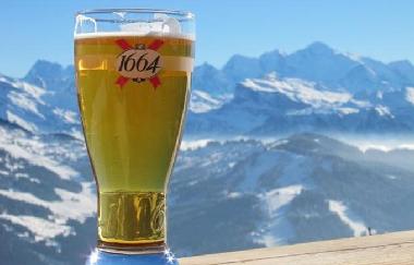 Chambre avec petit djeuner /en/au Montriond,  Morzine  (Aveyron)ou appartement ou maison de vacances