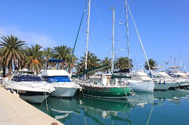 Appartement de vacances /en/au Saint laurent du Var (Alpes-Maritimes)ou appartement ou maison de vacances