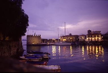 Maison de vacances /en/au Fokida (Fokida)ou appartement ou maison de vacances