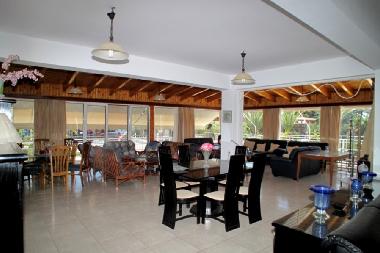 Villa /en/au ANAVISSOS (Attiki)ou appartement ou maison de vacances