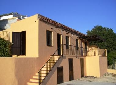 Maison de vacances /en/au Periana (Mlaga)ou appartement ou maison de vacances