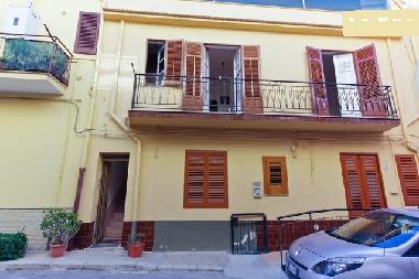 Maison de vacances /en/au Balestrate (Palermo)ou appartement ou maison de vacances