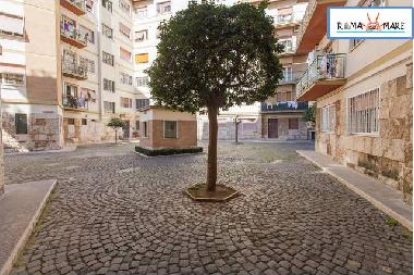 Maison de vacances /en/au Lido di Ostia - Roma (Roma)ou appartement ou maison de vacances