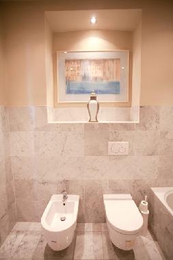 Chambre avec petit d�jeuner �/en/au Torino (Torino)ou appartement ou maison de vacances