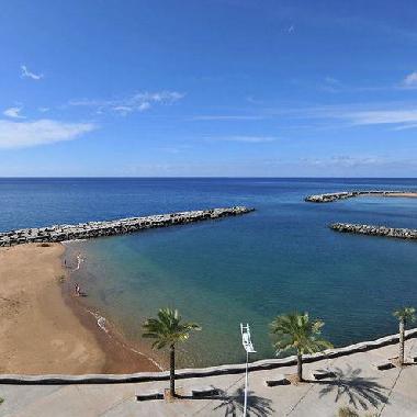 Maison de vacances �/en/au calheta (Madeira)ou appartement ou maison de vacances