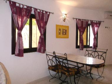 Appartement de vacances �/en/au ngaparou (Thies)ou appartement ou maison de vacances