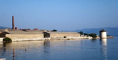 Maison de vacances �/en/au Gera (Lesvos)ou appartement ou maison de vacances