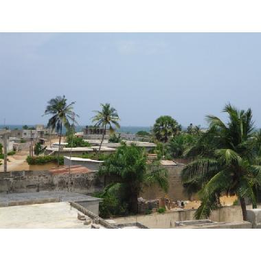 Maison de vacances �/en/au lom� (Lome)ou appartement ou maison de vacances