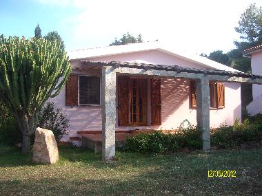 Villa /en/au CHIA (Cagliari)ou appartement ou maison de vacances