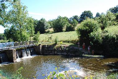 Maison de vacances �/en/au St Pierre Montlimart  (Maine-et-Loire)ou appartement ou maison de vacances