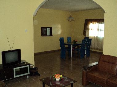 Maison de vacances �/en/au Brusubi (Western)ou appartement ou maison de vacances