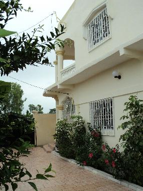 Maison de vacances �/en/au Brusubi (Western)ou appartement ou maison de vacances