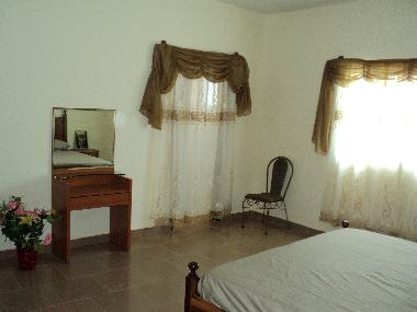 Maison de vacances �/en/au Brusubi (Western)ou appartement ou maison de vacances