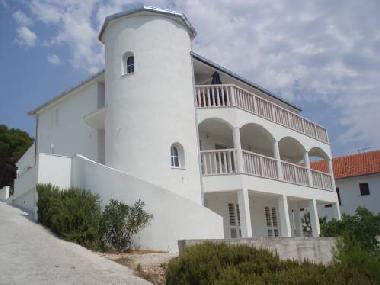 Villa /en/au Stanici (Splitsko-Dalmatinska)ou appartement ou maison de vacances