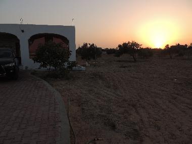 Maison de vacances �/en/au Midoun (Madanin)ou appartement ou maison de vacances