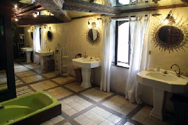 Maison de vacances /en/au issigeac (Dordogne)ou appartement ou maison de vacances