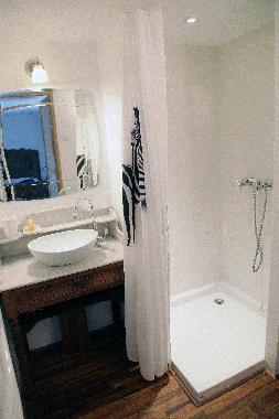 Maison de vacances /en/au issigeac (Dordogne)ou appartement ou maison de vacances