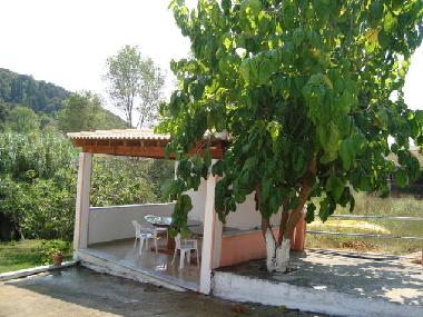 Chambre avec petit djeuner /en/au Gardeno (Kerkyra)ou appartement ou maison de vacances