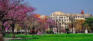 Chambre avec petit djeuner /en/au Gardeno (Kerkyra)ou appartement ou maison de vacances