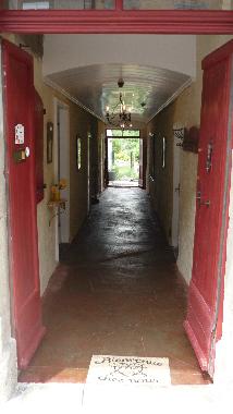 Chambre avec petit djeuner /en/au Ste Colombe sur l´Hers (Aude)ou appartement ou maison de vacances