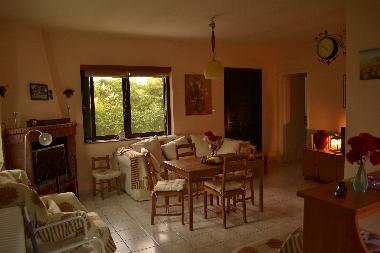 Maison de vacances �/en/au ANAVRA village (near thermopyles-hotgates) (Fthiotida)ou appartement ou maison de vacances