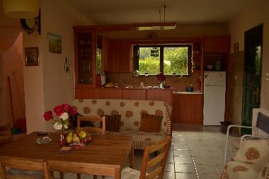 Maison de vacances �/en/au ANAVRA village (near thermopyles-hotgates) (Fthiotida)ou appartement ou maison de vacances